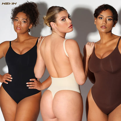 Shapewear. Naadloze corrigerend hoog uitgesneden bodysuit